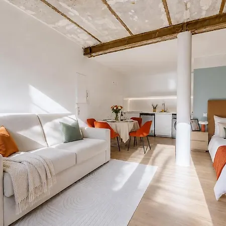 Design Proche Paris * بانيوليه